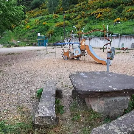 아파트 L'echappee Etoilee Et Son Jacuzzi Privatif